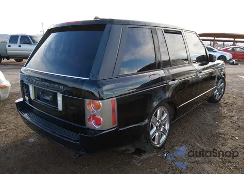 2005 Land Rover Range Rover Hse z USA, uszkodzony, nr VIN SALME114X5A182701